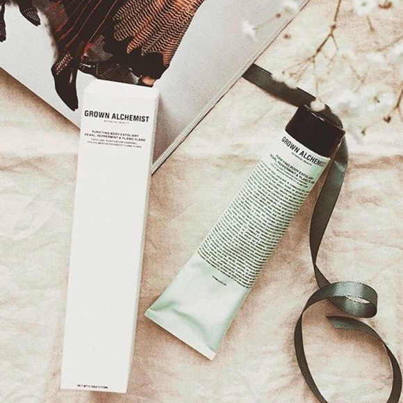 g r o w n * a l c h e m i s t * e x f o l i a n t - Picture 1 of 6